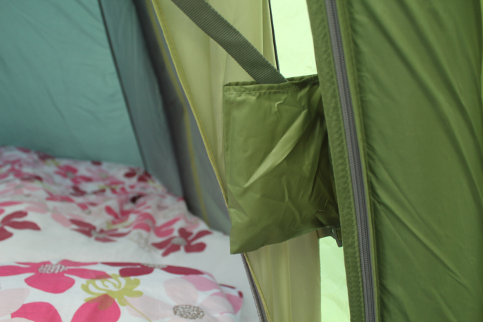 Clever tent features
