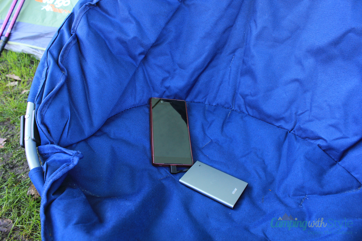 Charging my smartphone with my Olixar Power Up Kit