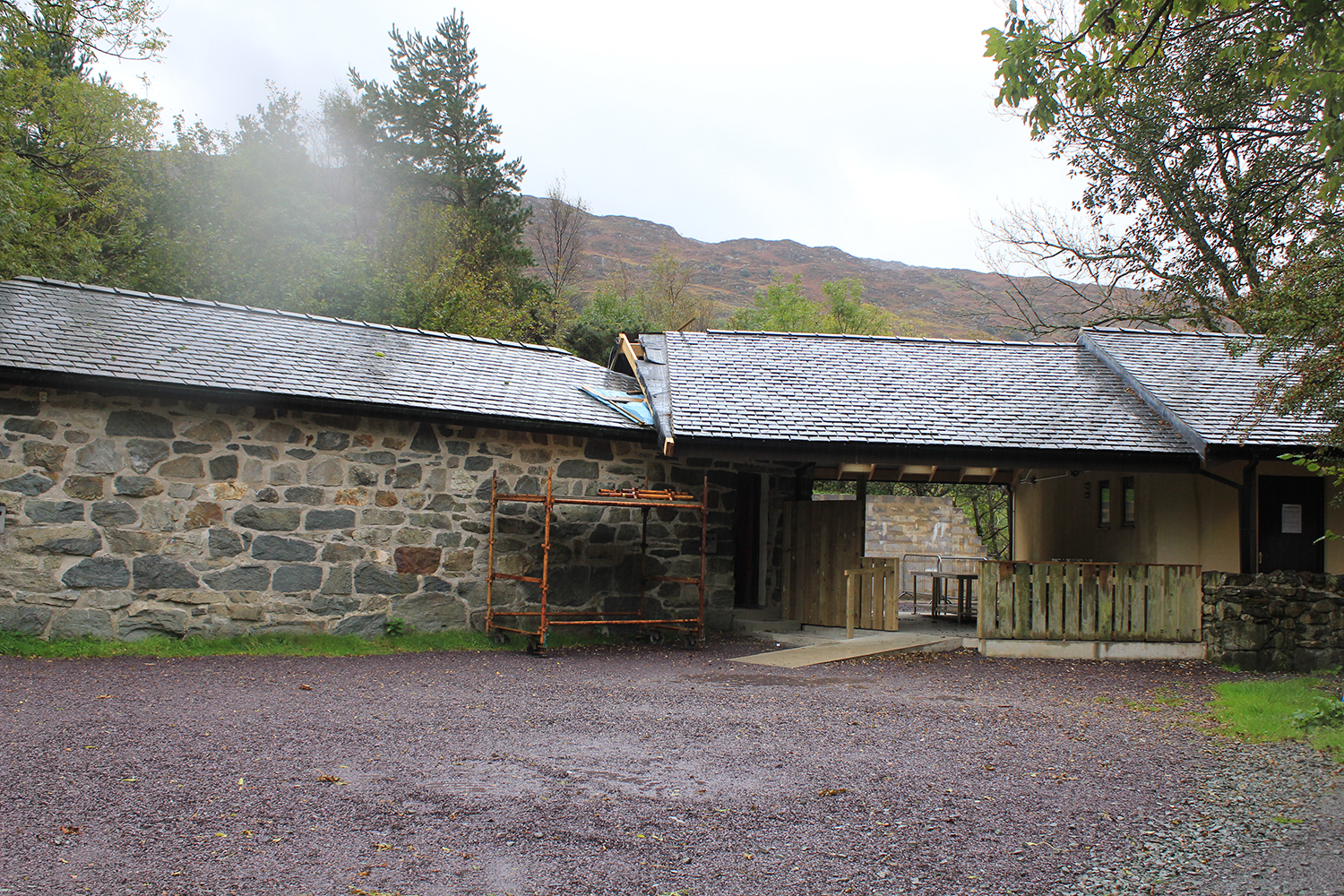 The facilities at Llyn Gwynant campsite in Snowdonia