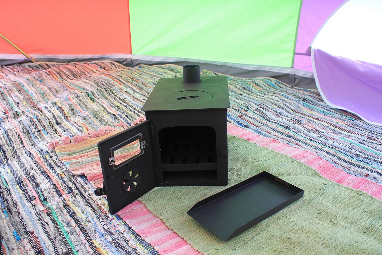 Putting the Outbacker® 'Firebox' Tent Stove together