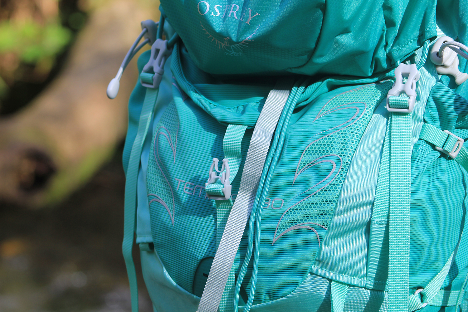 Osprey Tempect 30 Hiking Backpack Review