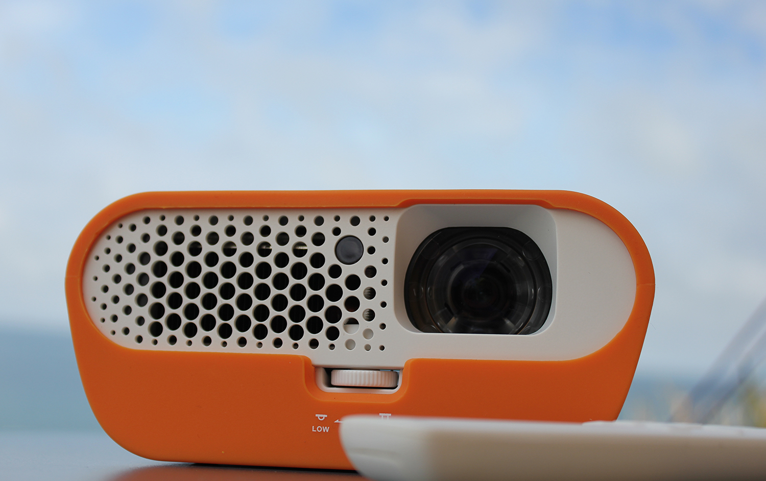 BenQ GS1 Camping Proejctor close up view of front