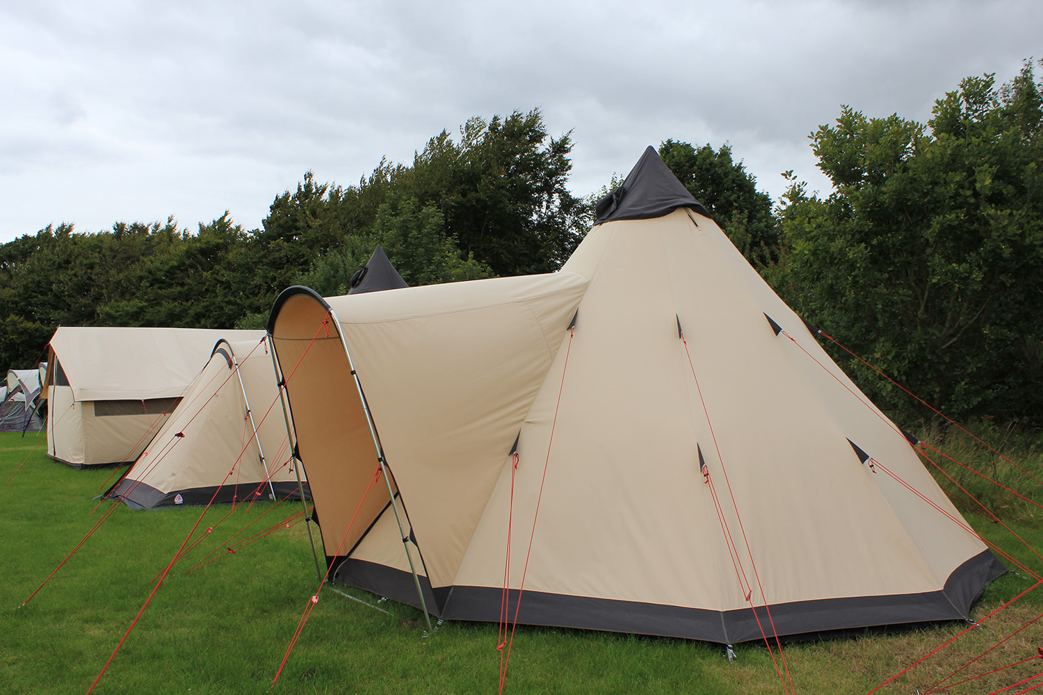 Top Picks From New Outwell, Robens & Easy Camp 2018 Camping Range