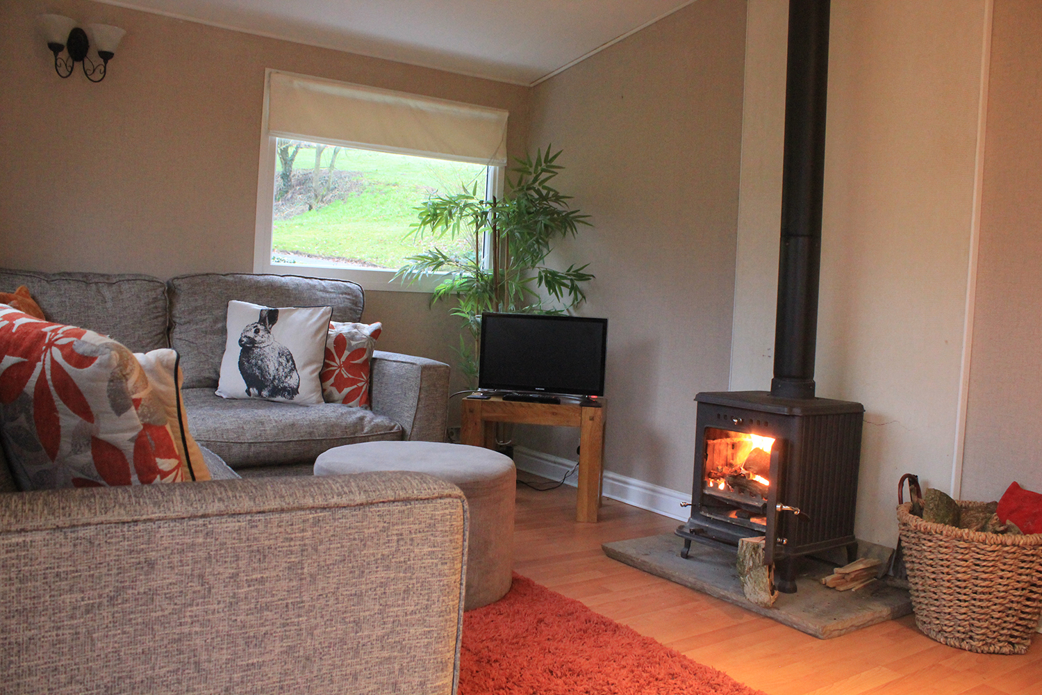 Rowan Lodge Woodland Escapes Ludlow Shorpshire Glamping