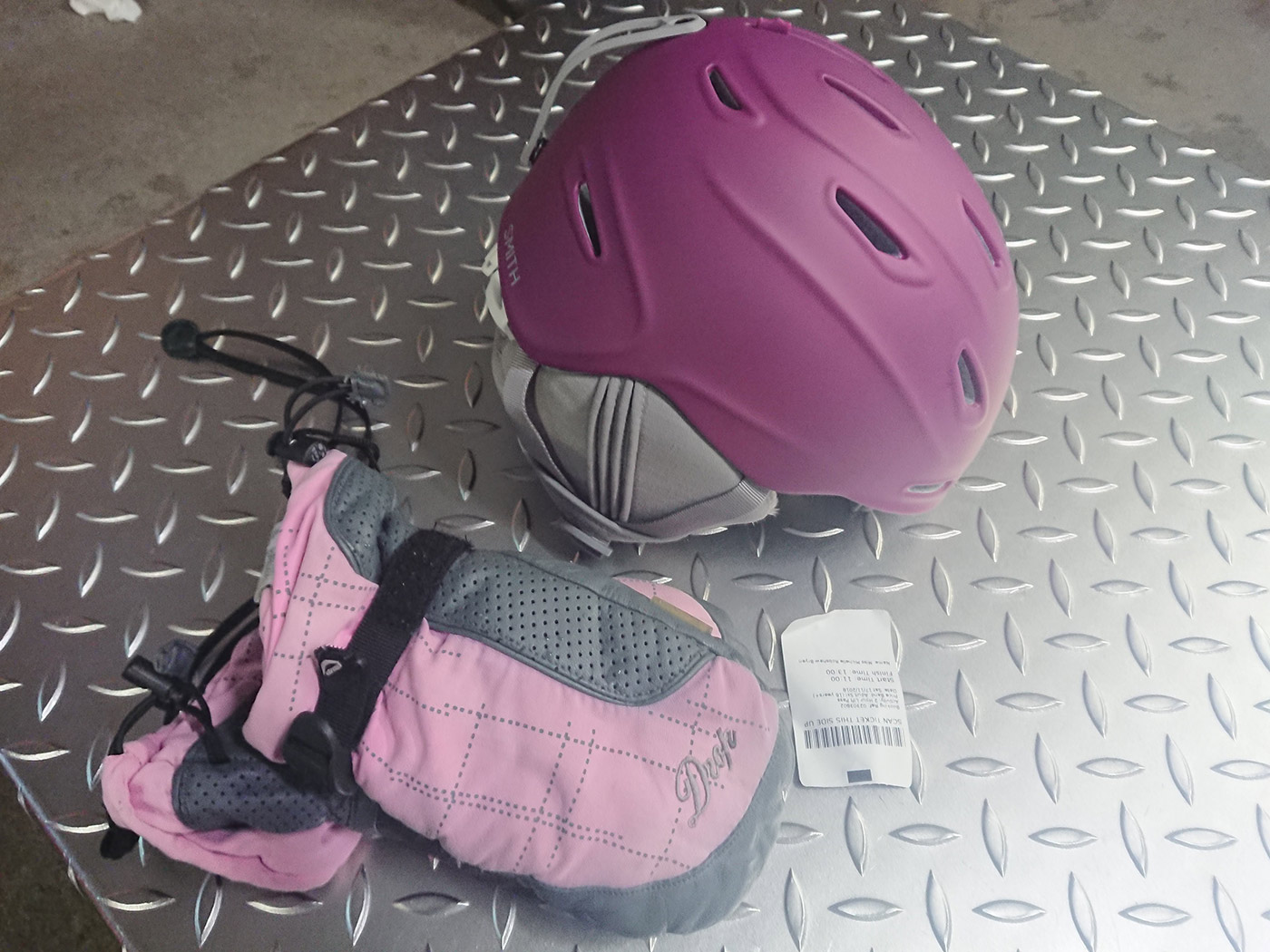 Smith Optics Womens Arrival Helmet in Matte Grape