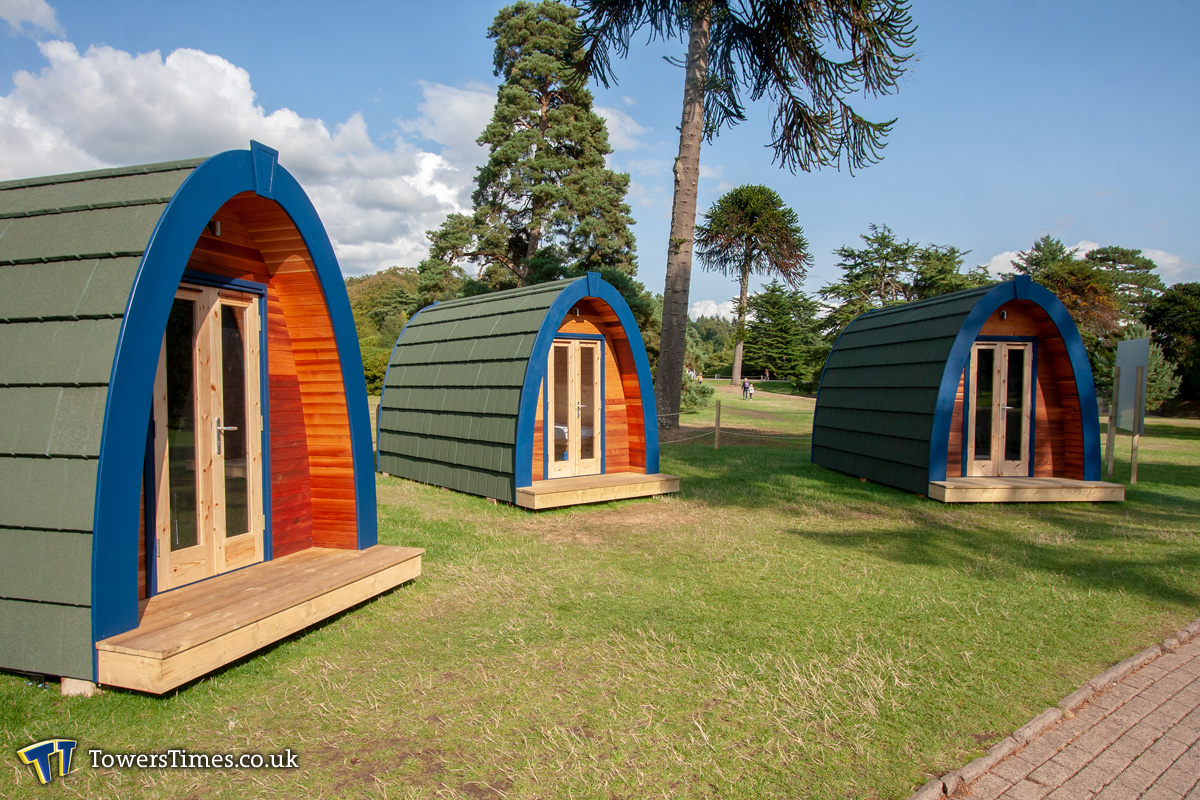 alton towers glamping pods