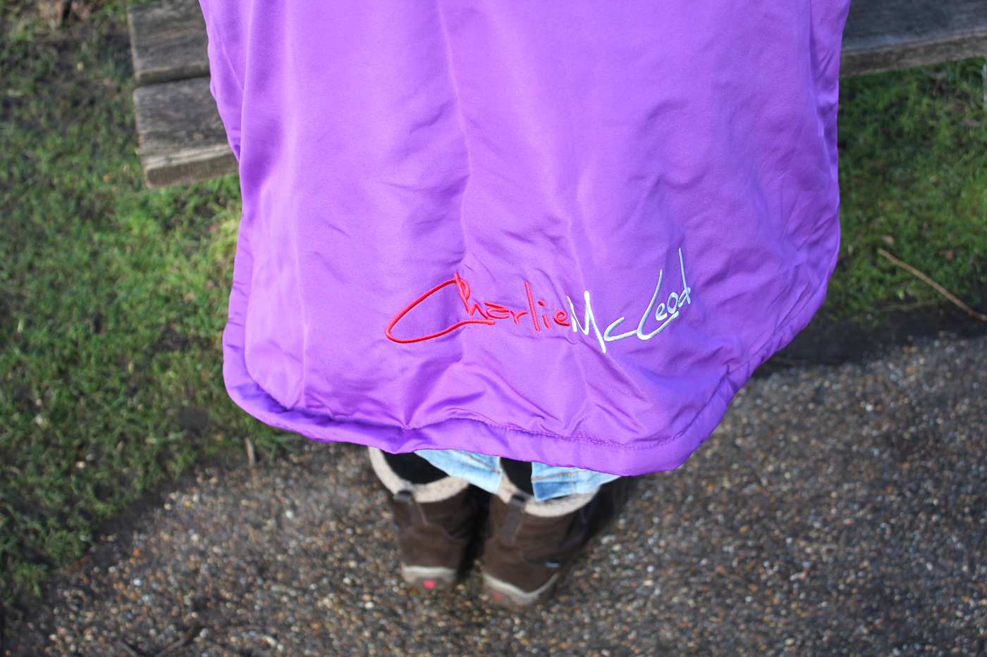 sports-changing-cloak-06
