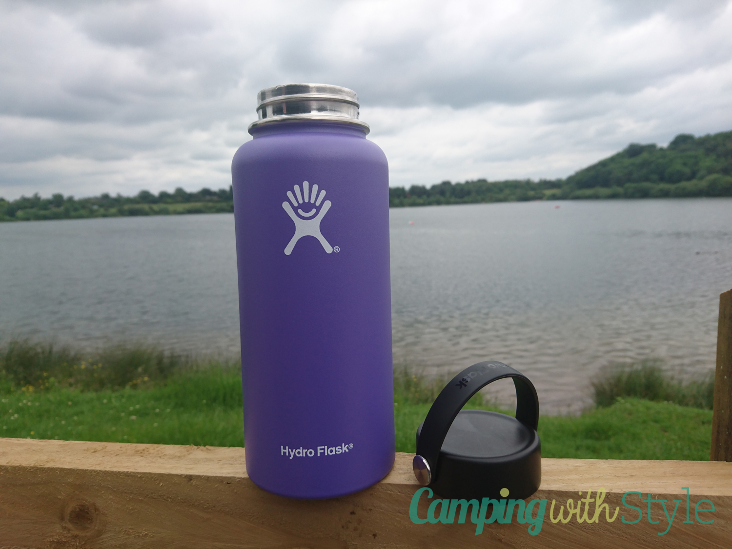 https://www.campingwithstyle.co.uk/wp-content/uploads/2016/06/hydro-flask-review-02.jpg