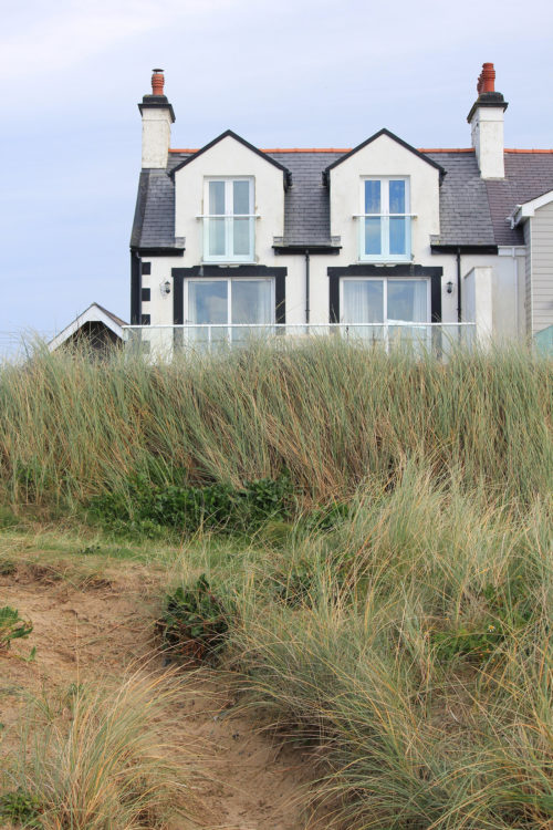 Hoseasons Luxury Seaside Cottage Stay In Anglesey