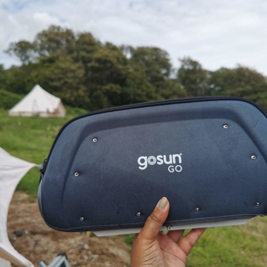 GoSun Go Portable Solar Oven – Camping Stove That Cooks With Sunlight, Ultra Lightweight For Hiking & Outdoor Trips