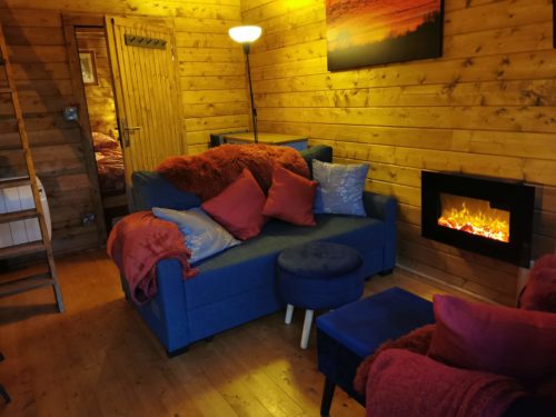 Tad@Cwtch glamping cabin Anglesey