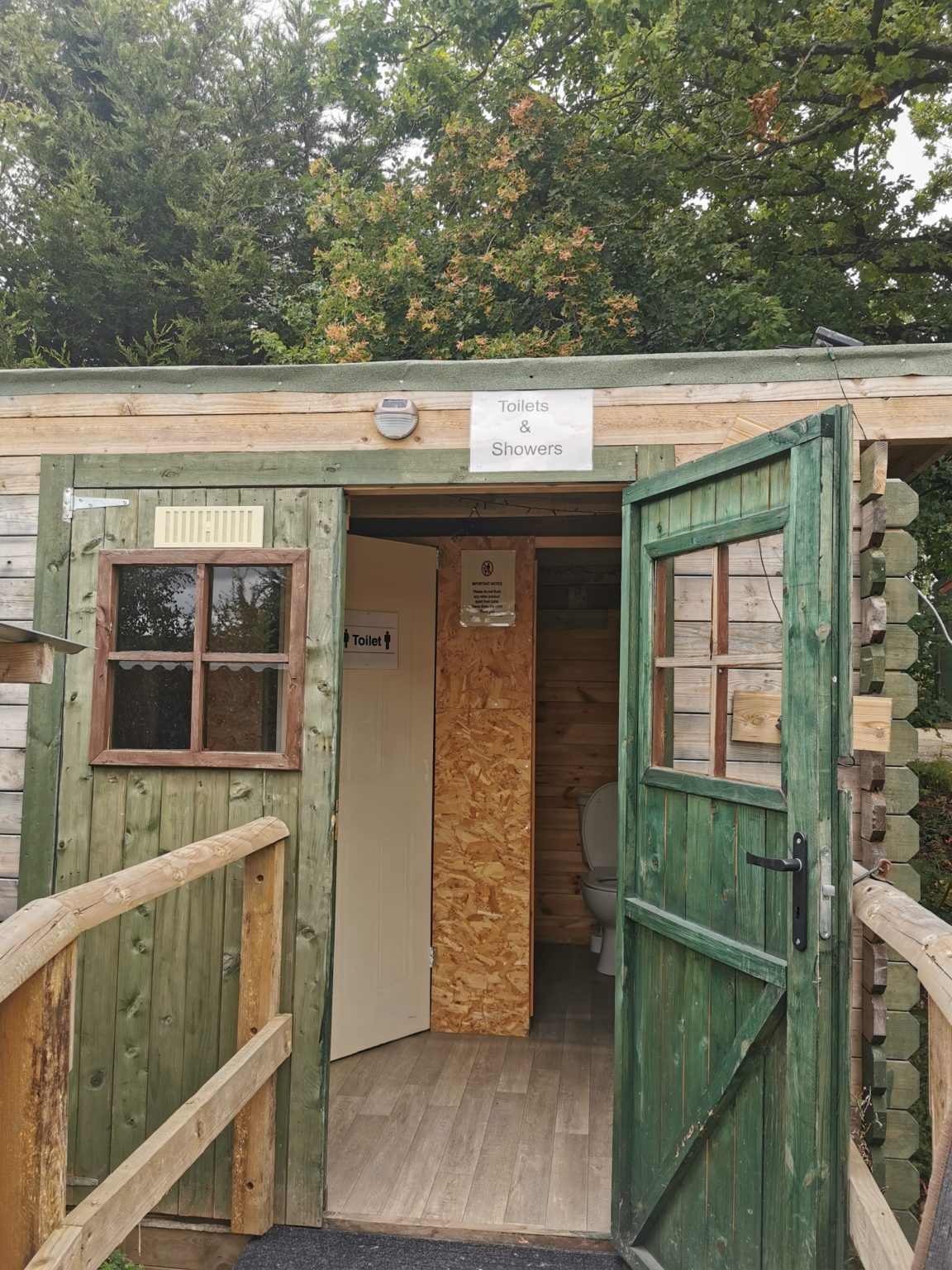 Campsite Review Church Stretton Camp & Fish Oakwood